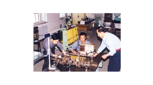 變速箱殼體平行度、同軸度檢測